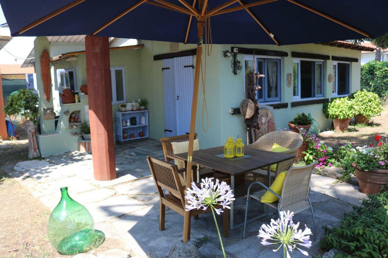 Lo Chalet Dell'Artista Torre del Lago Puccini Exterior photo